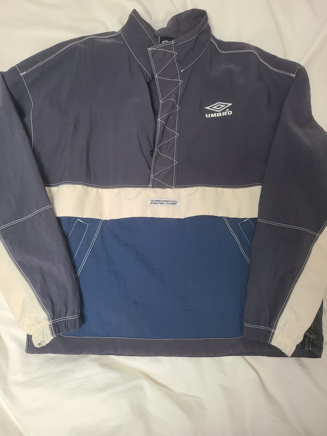 엄브로 크리스피 타슬란 아노락 95사이즈 상품이미지1