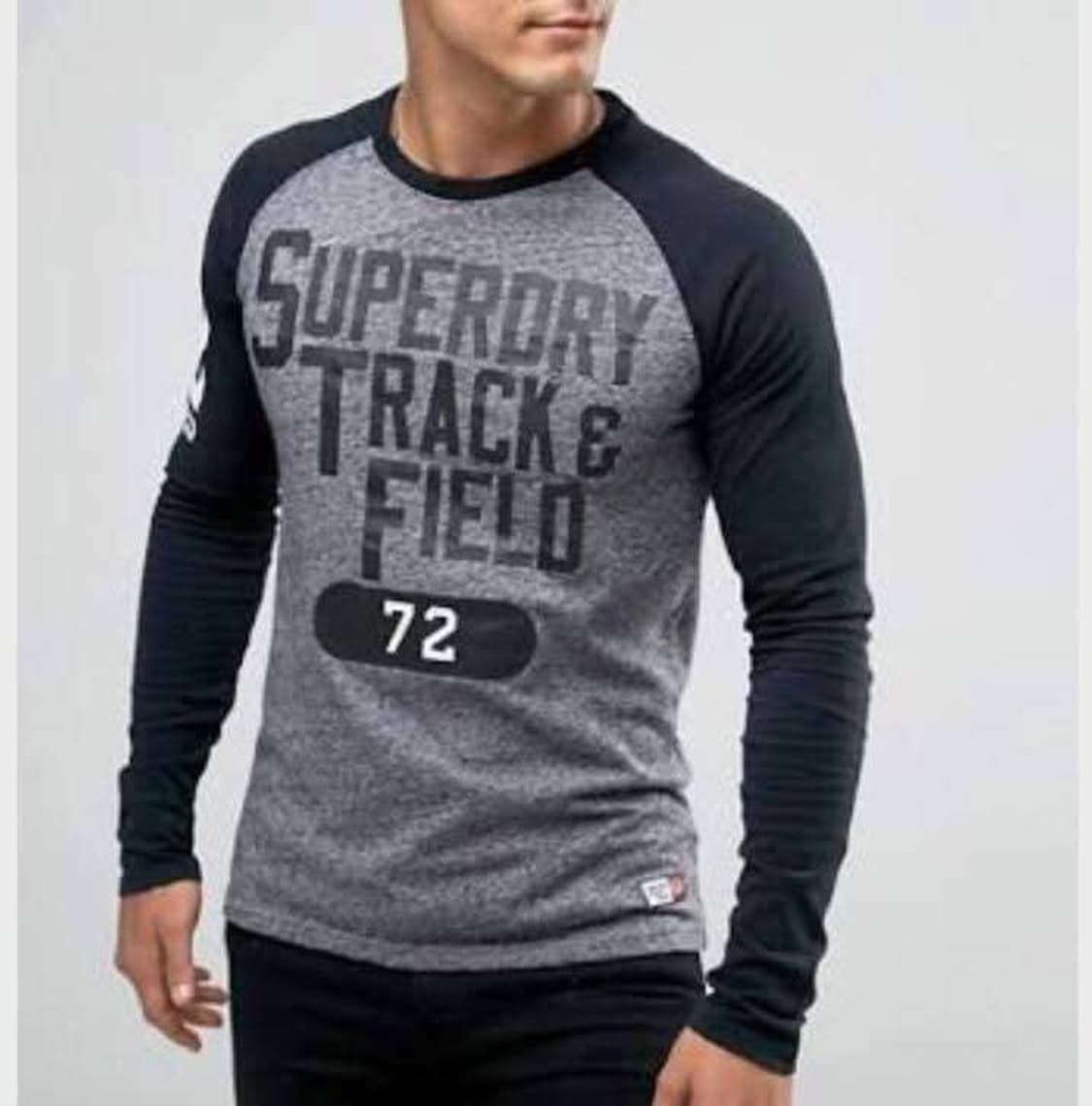 슈퍼드라이 트랙 앤 필드 롱슬리브 L 상품이미지1