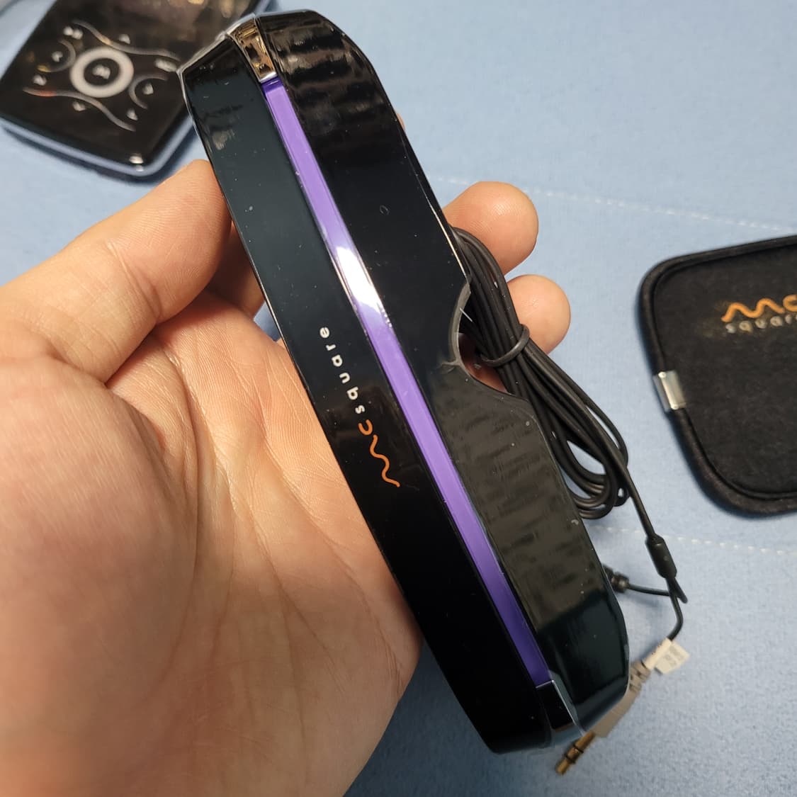 엠씨스퀘어 X1 (배터리방전 충전선 연결한채로 사용가능) 상품이미지9