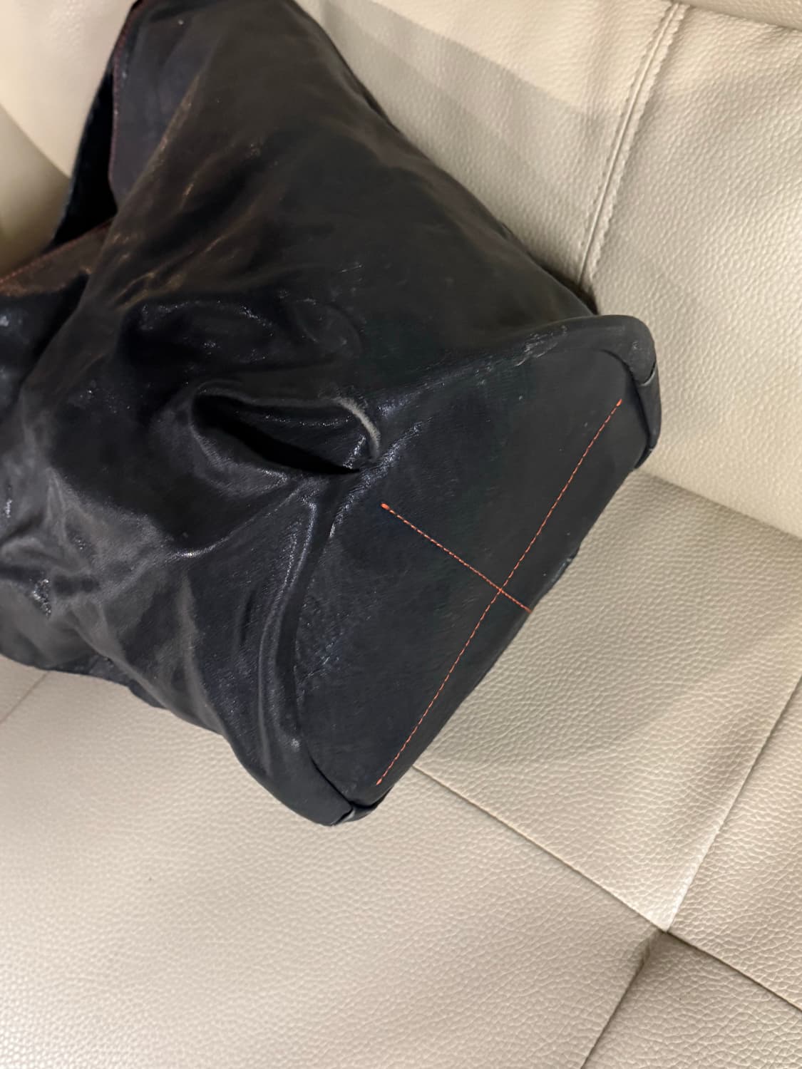 Stitch point zipper leather shoulder bag 상품이미지6