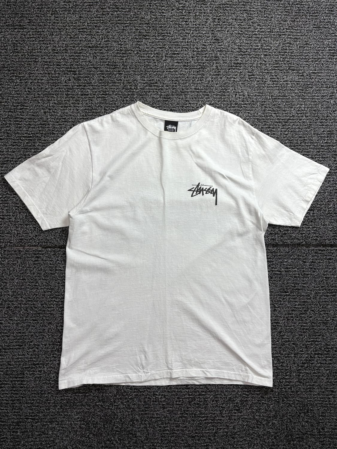 스투시 에잇볼 쉐터드 화이트 박시핏 티셔츠 2050 상품이미지2