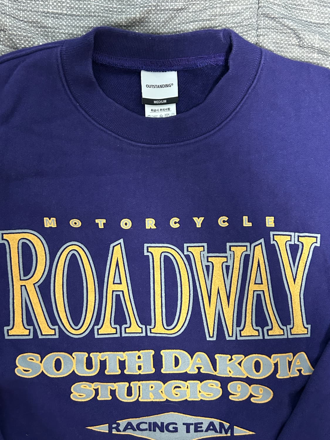 아웃스탠딩 스웻셔츠 상품이미지2