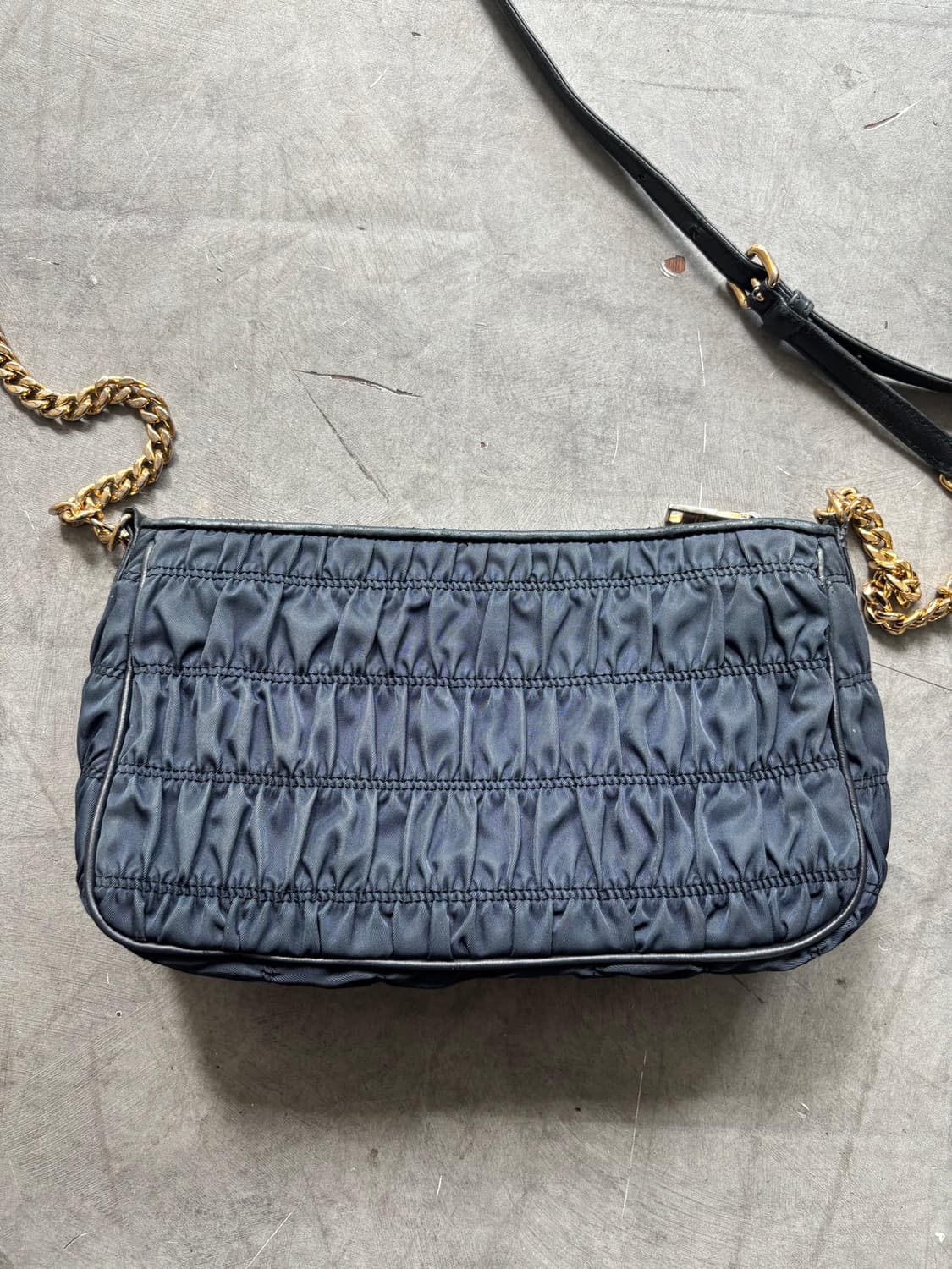 PRADA 프라다 네이비 나일론 테수토 고프레 숄더백 상품이미지7