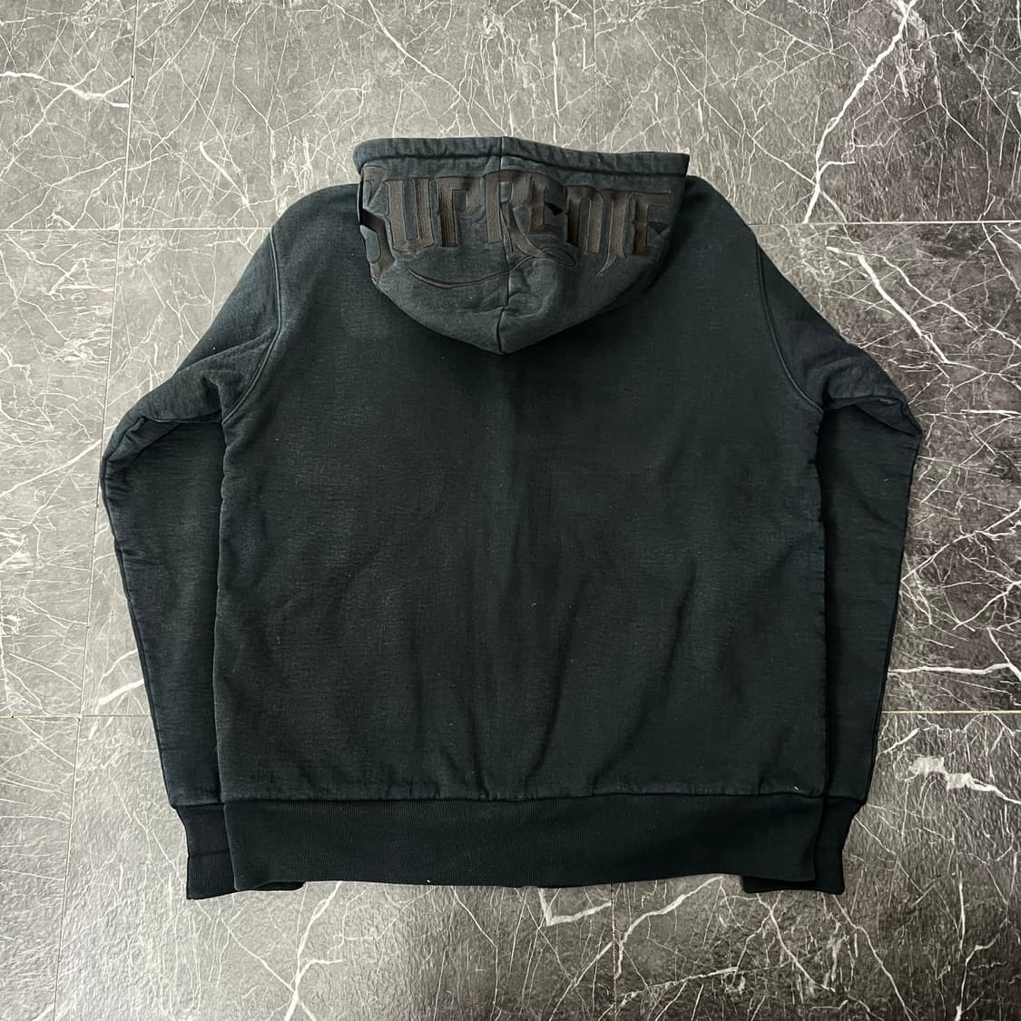 슈프림 아플리케 로고 써멀 후드집업 블랙  상품이미지2