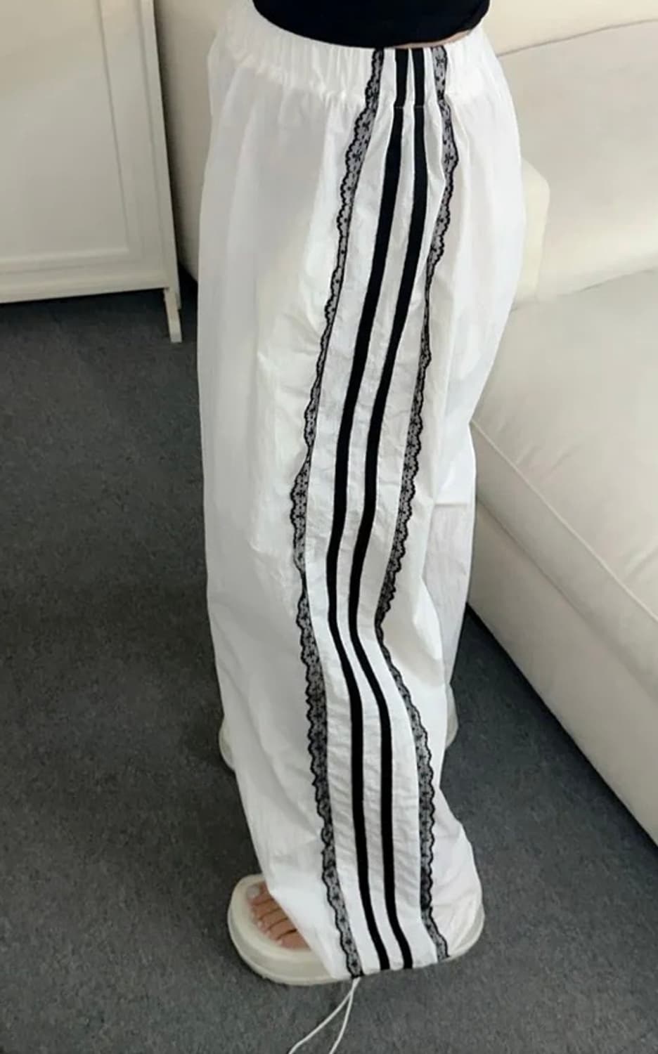 레이스 나일론 트랙 팬츠 화이트 상품이미지1