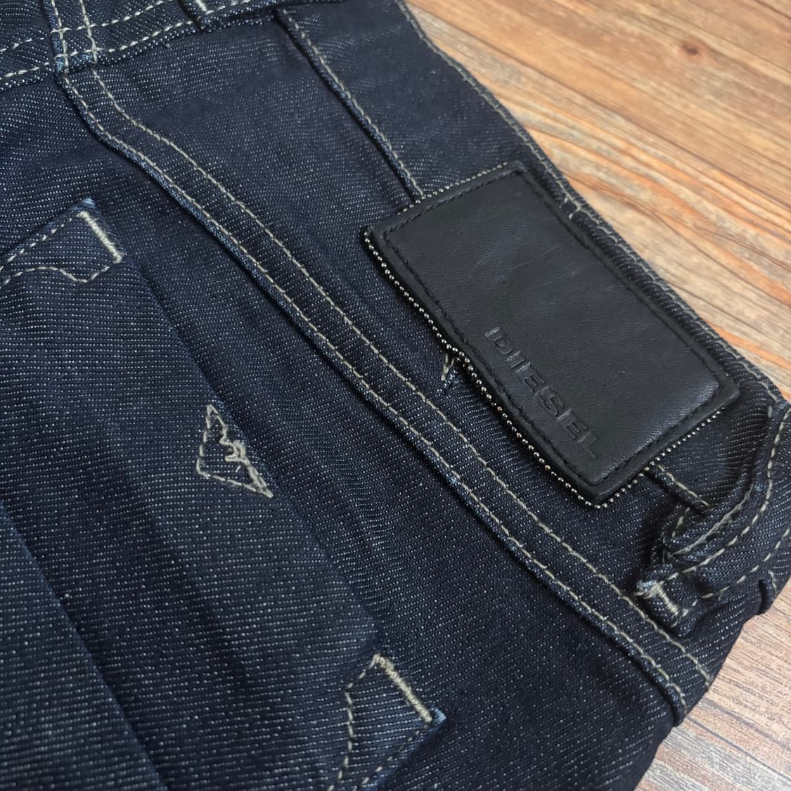 디젤 25 데님 LIVY 슬림 캐럿핏 청바지 진청 수입 정품 상품이미지6