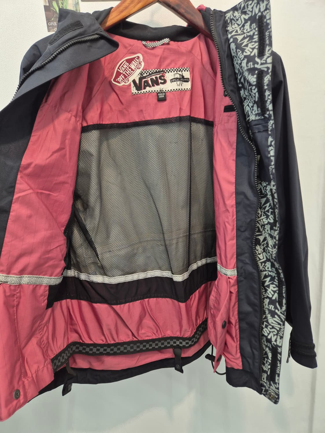 VANS 브랜드의 여성용 자켓  S
사이즈  상품이미지9