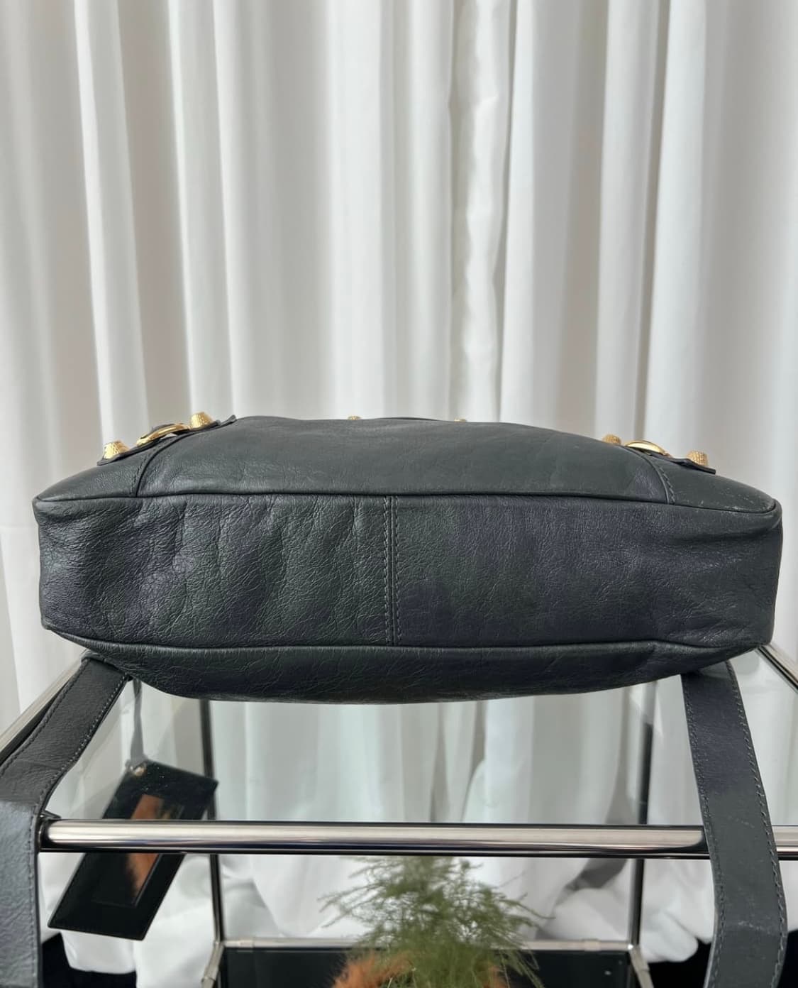 던지는가격.급처) 발렌시아가 퍼스트 시티 모터백 - 차콜 상품이미지9