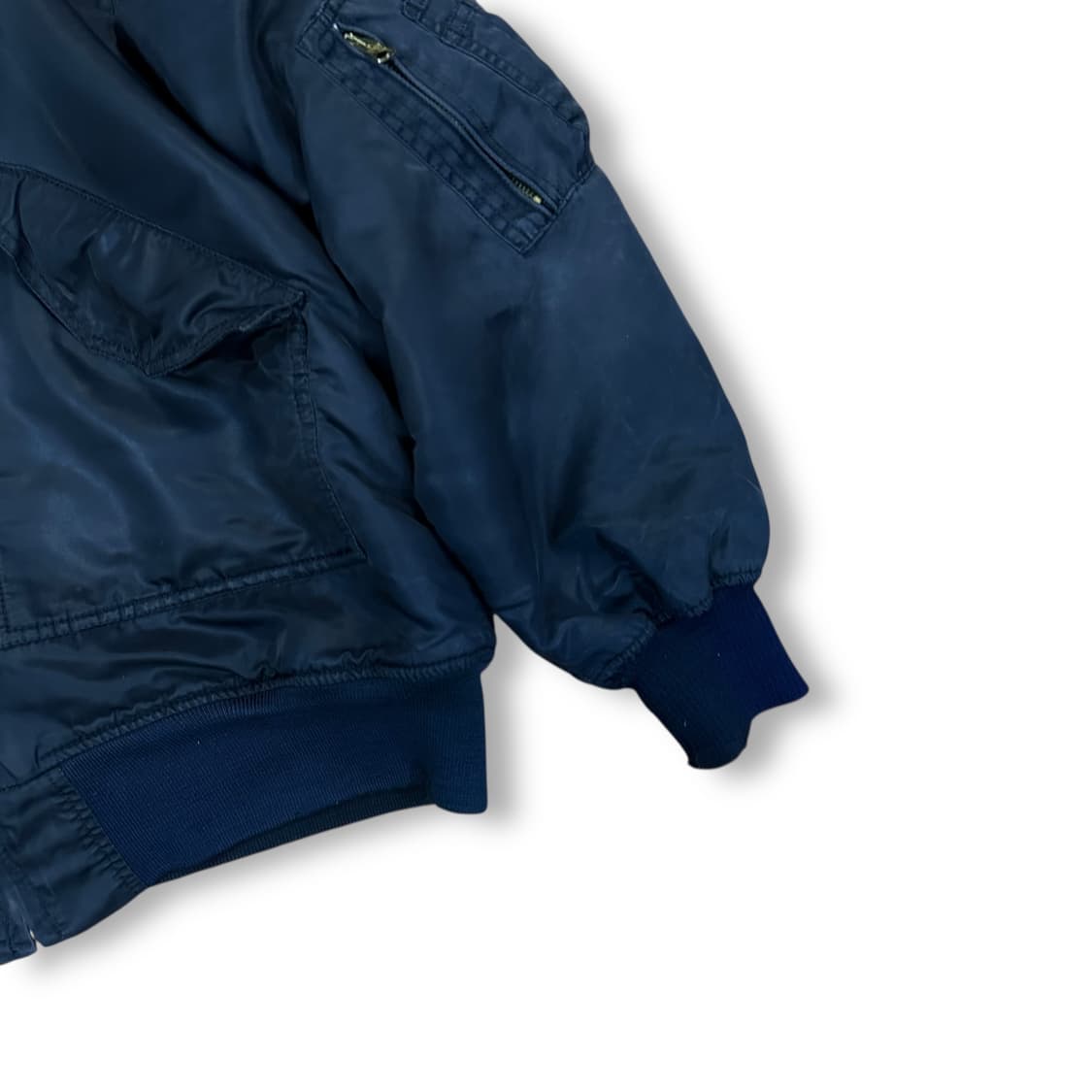 알파인더스트리 A2 항공점퍼 상품이미지3