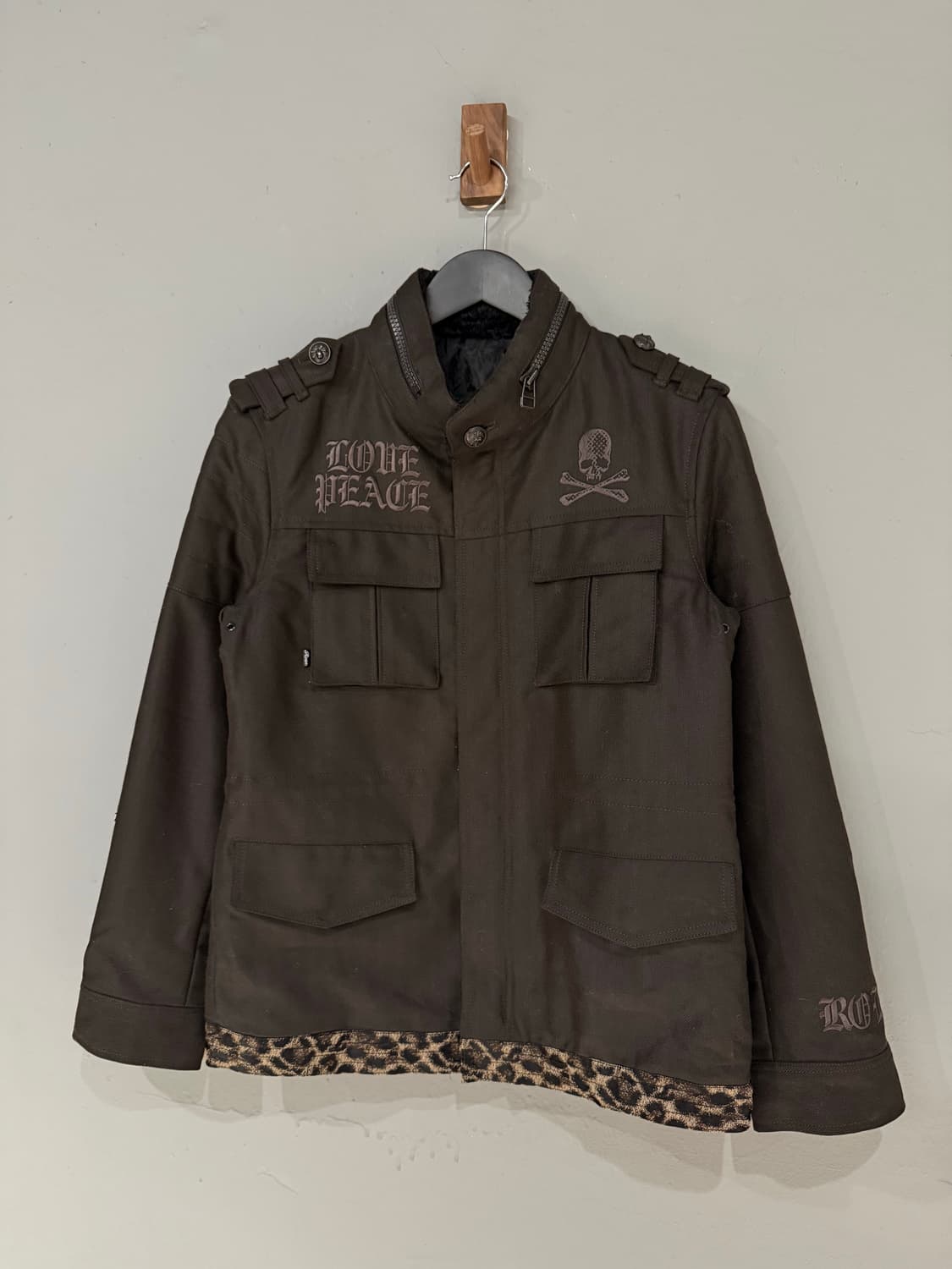 Roen multi pocket leopard point jacket 상품이미지5