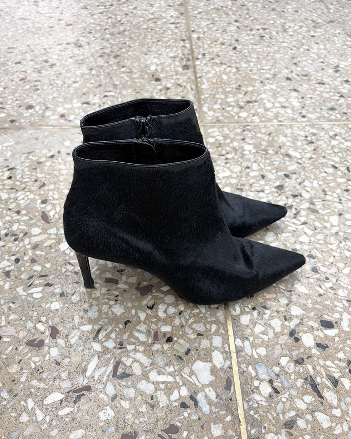 발렌시아가 송치 펌프스 상품이미지3