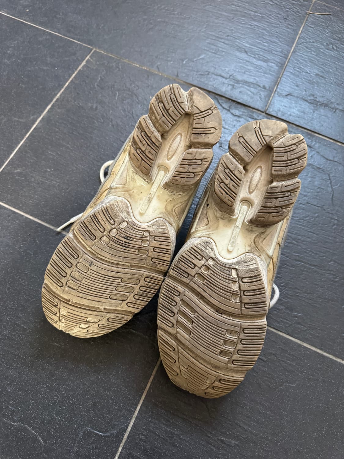 Raf Simons 라프 시몬스 아디다스 오즈위고 버니크림 270 상품이미지6