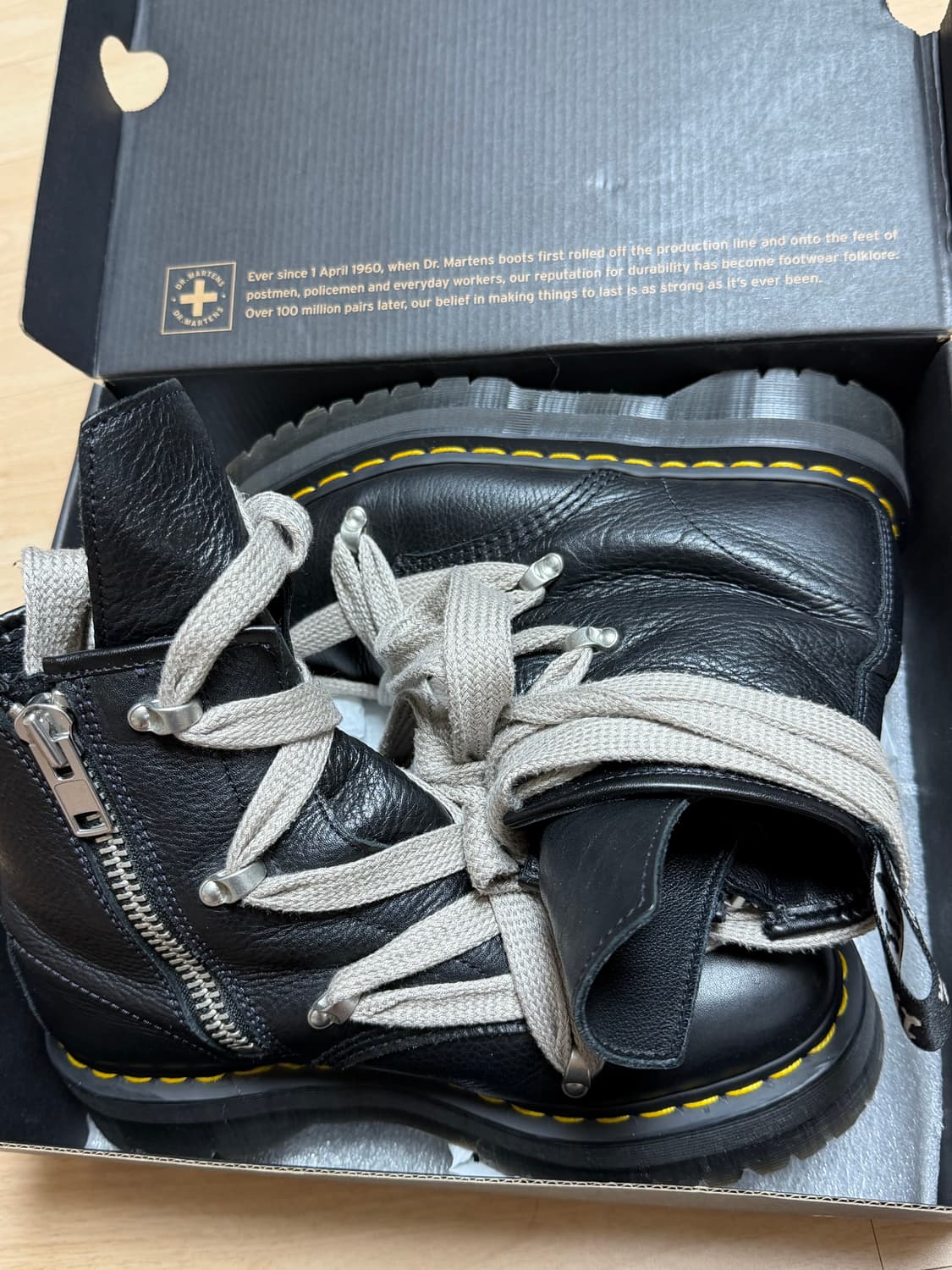 닥터마틴 x 릭 오웬스 1460 RO 레더 레이스 업 플랫폼 부츠 블랙 상품이미지3