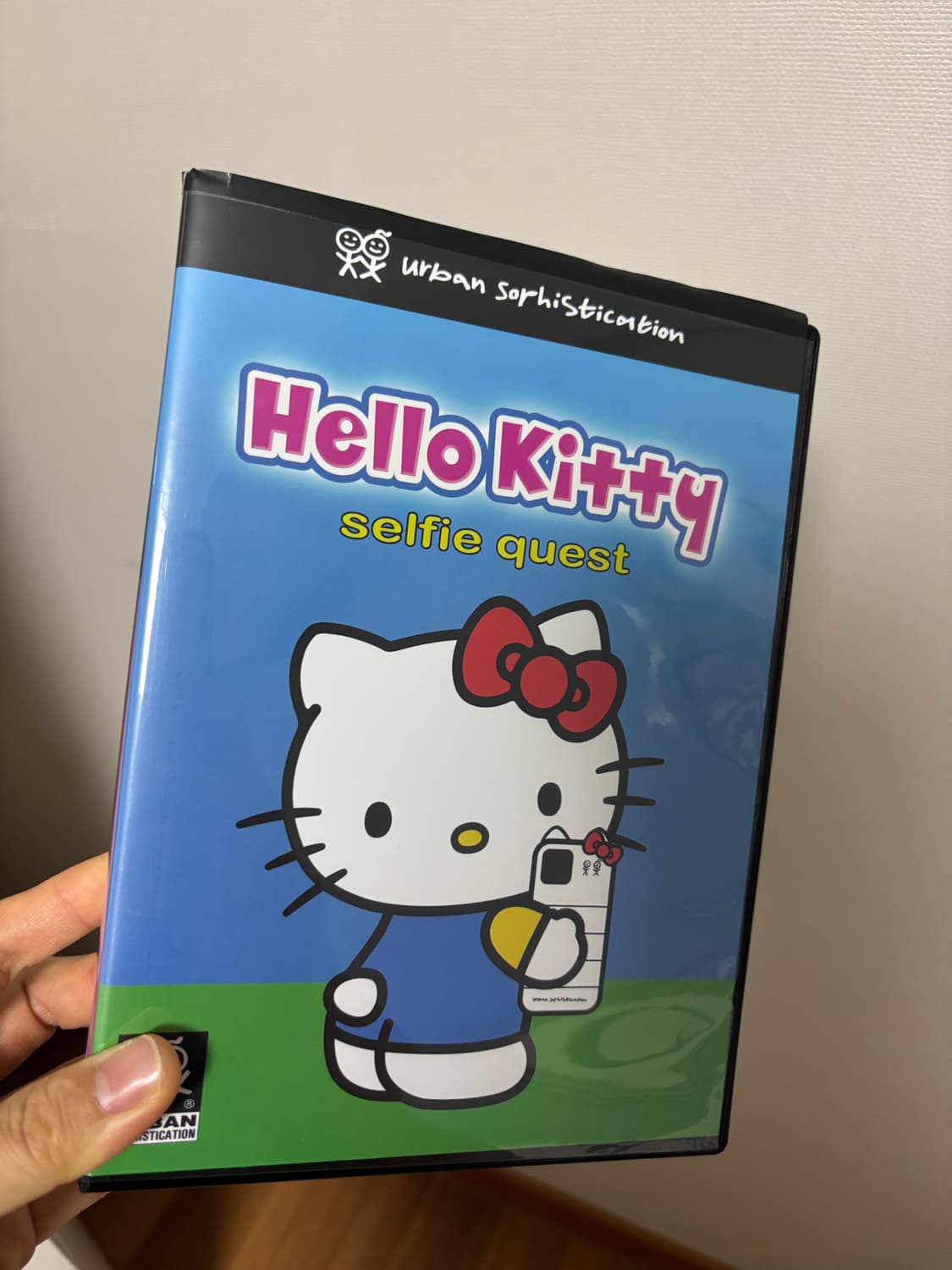 어반소피스티케이션 아이폰 15 상품이미지3