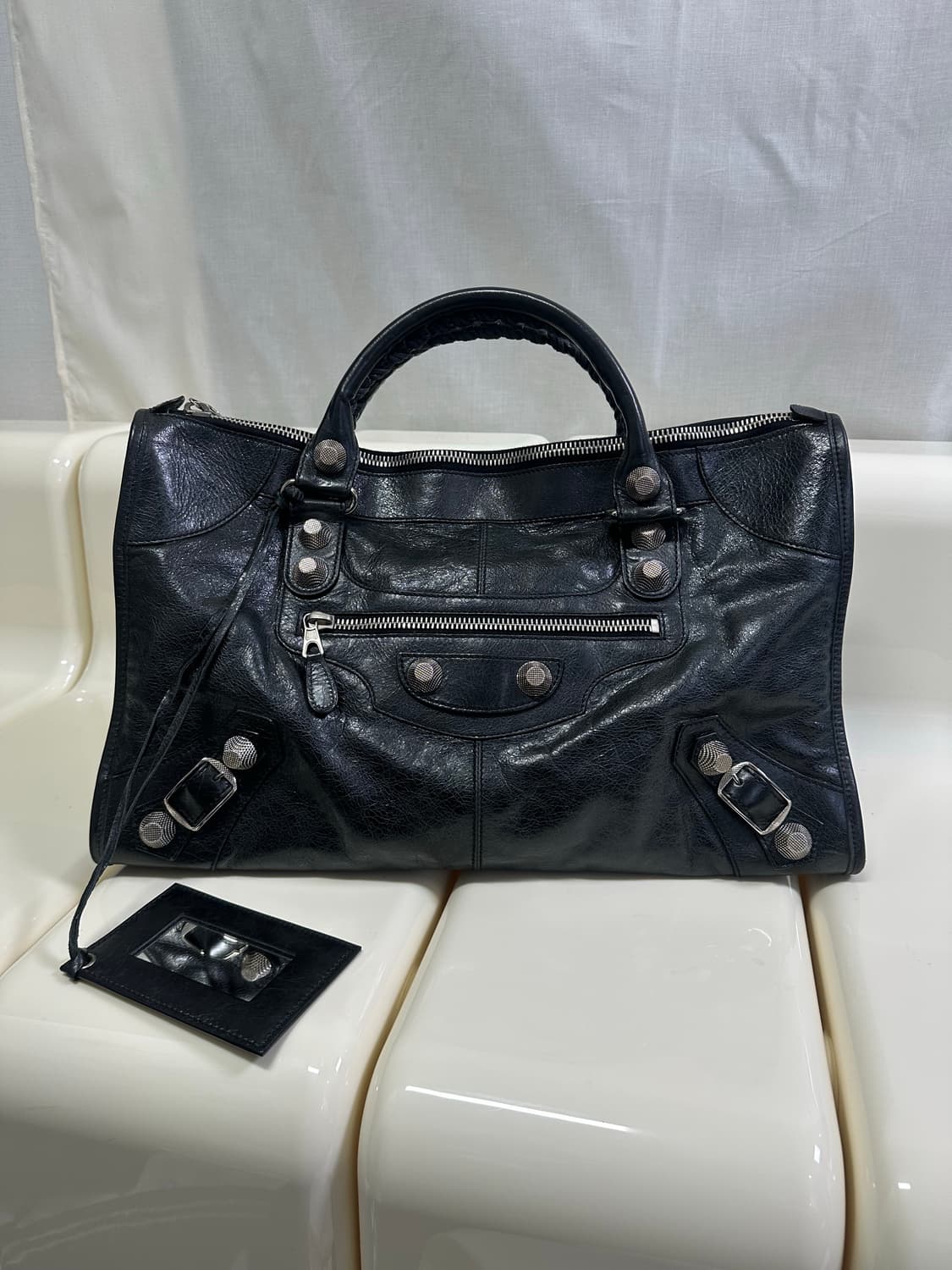 [A 정품] 발렌시아가 자이언트 시티 모터백 블랙 상품이미지5