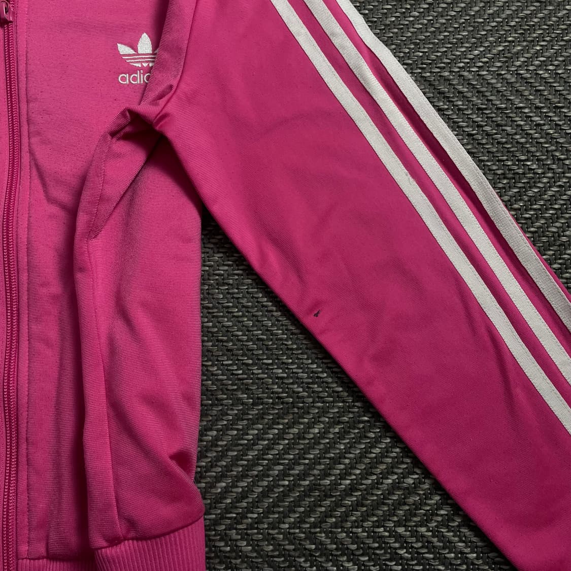 아디다스 우먼스 파이어버드 빅로고 크롭 트랙탑 o 4087 상품이미지3