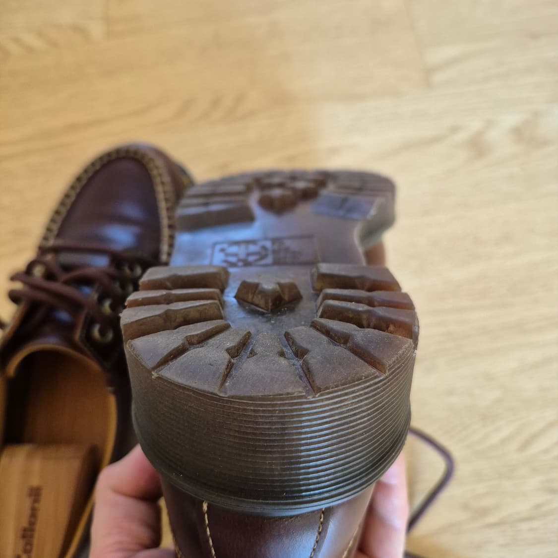 닥터마틴 로웰 UK7 상품이미지3