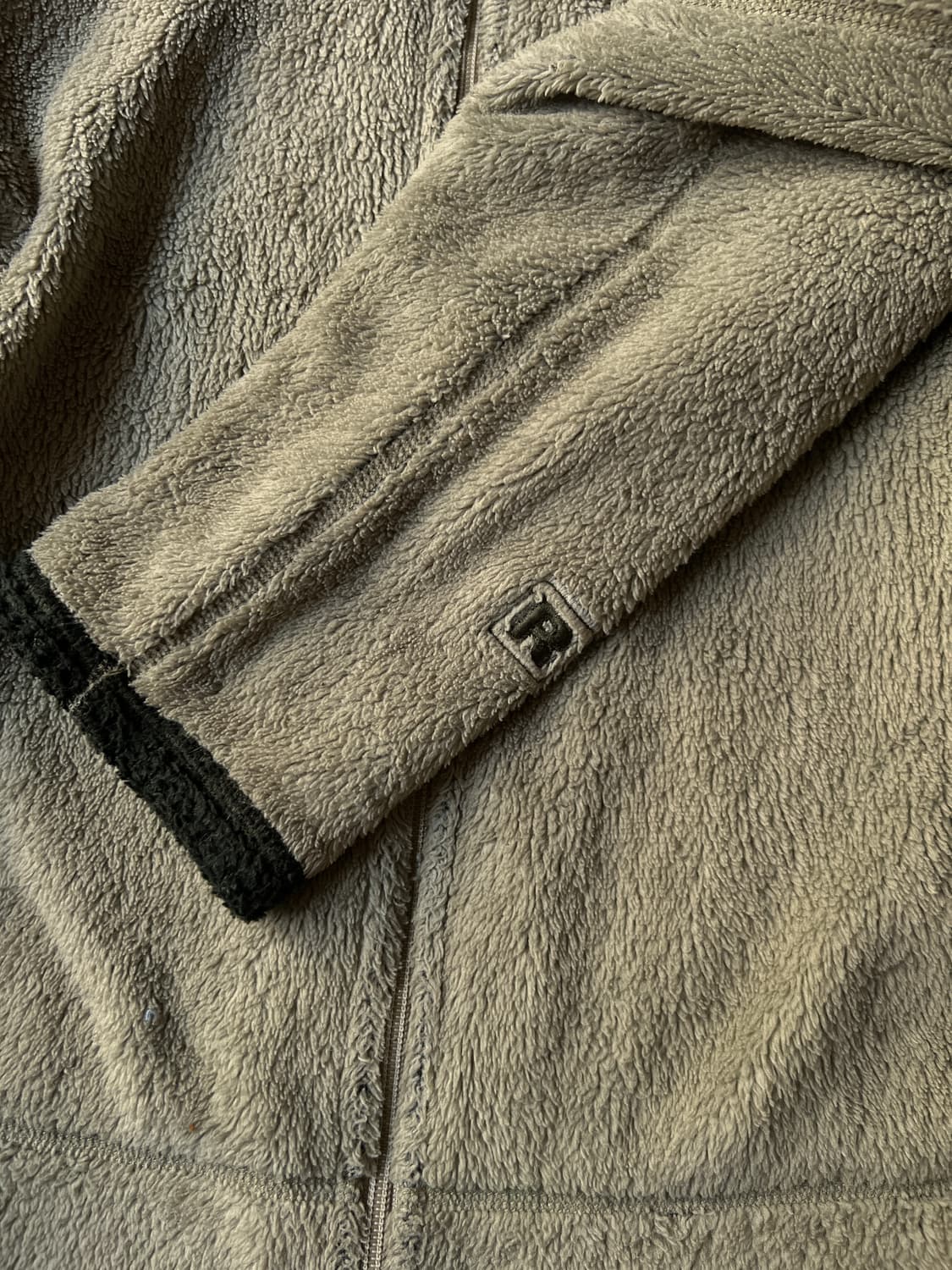 [L]파타고니아 USA R-TECH 폴라텍 집업 플리스 상품이미지5