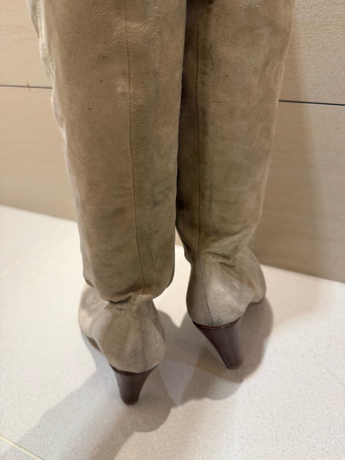 루즈앤라운지 스웨이드 롱부츠 37 부츠 구두 스튜어트와이츠먼 펜디 로저비 상품이미지4