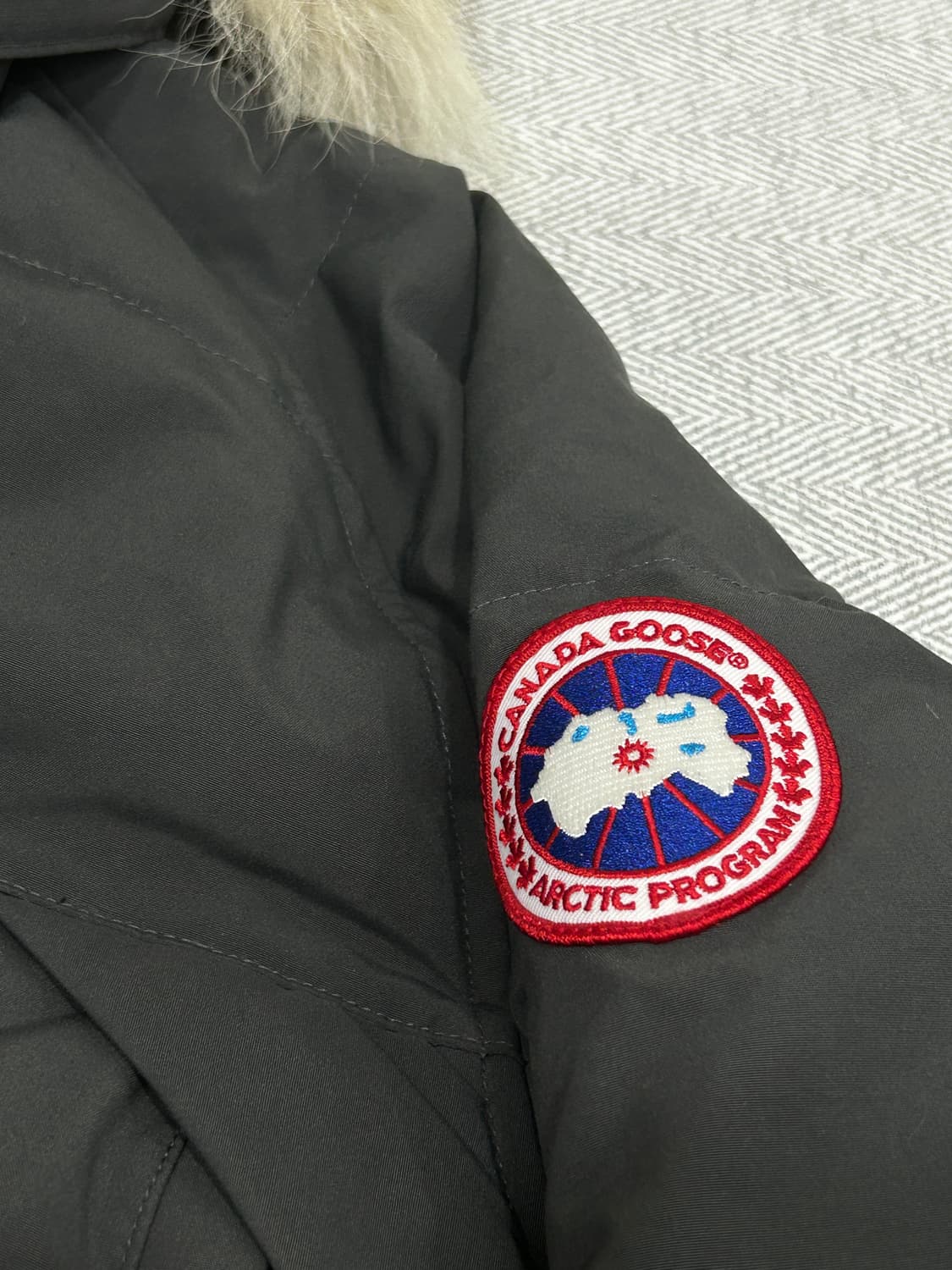 캐나다구스 에모리 패딩 남성 S 95 그레이 상품이미지10