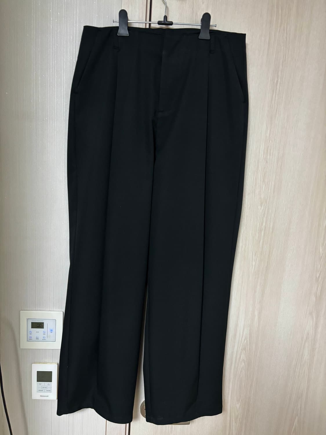 아더에러 product 76 느와르(블랙) L 상품이미지1