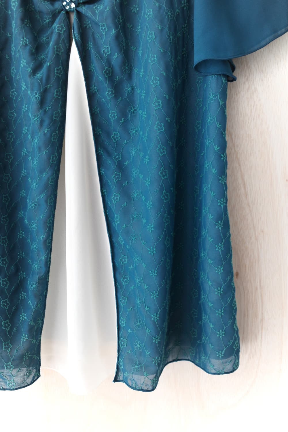 axes femme) lace layered half T 상품이미지4