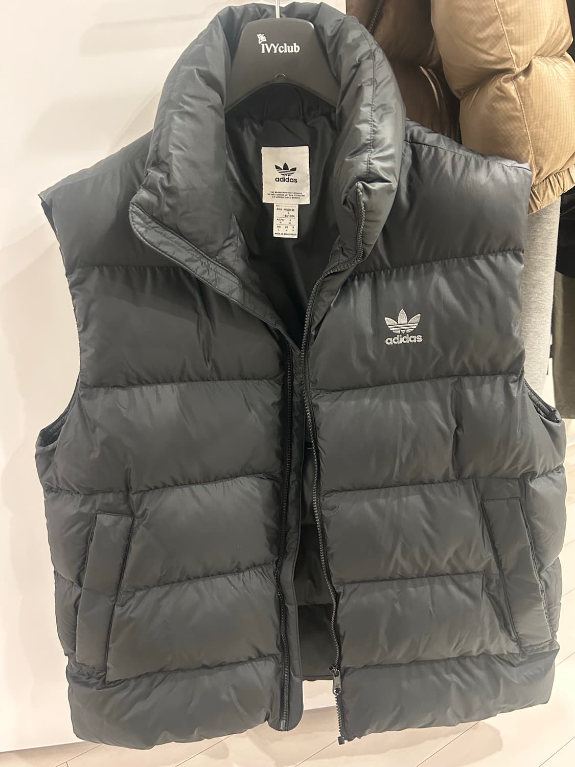 아디다스 토널 패딩 조끼 상품이미지1
