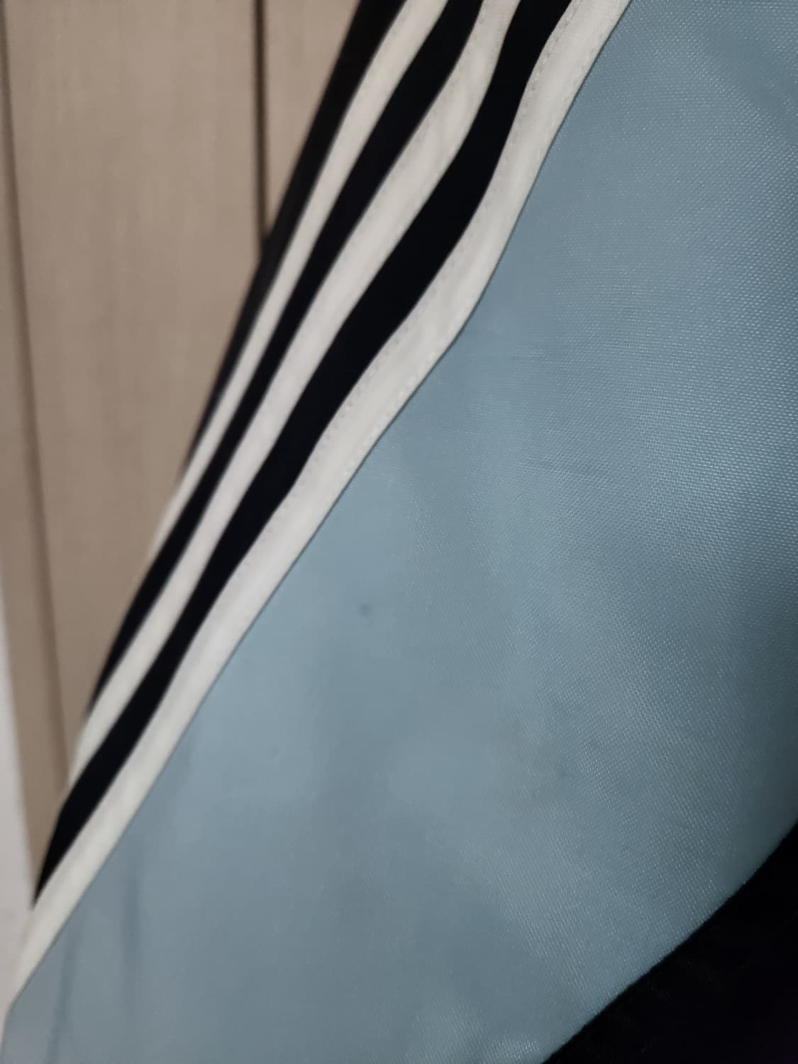 아디다스 레알마드리드 벤치 파카 사이즈L 상품이미지5