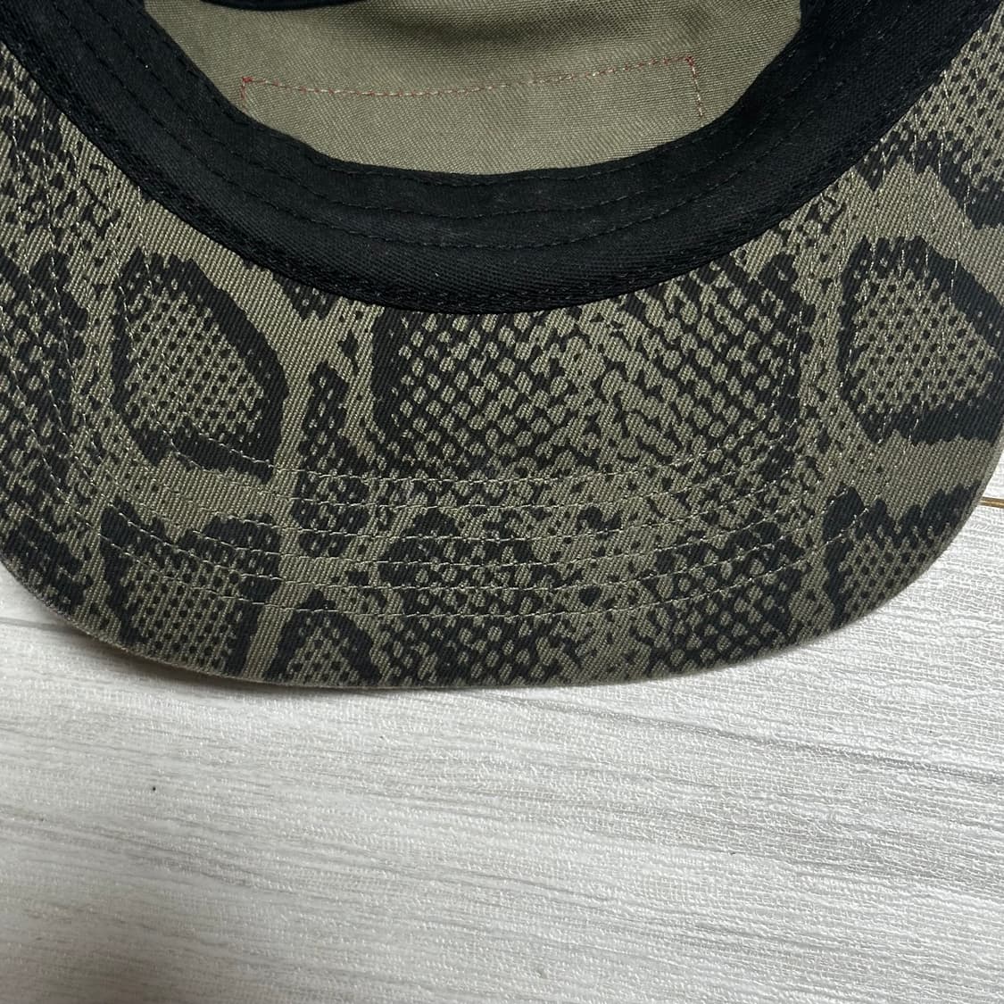 슈프림 스네이크 캠프캡 판매 상품이미지6