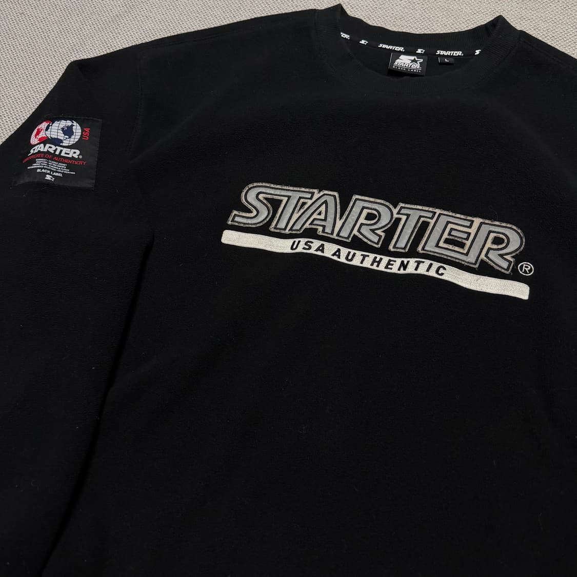 스타터 블랙 라벨 스펠아웃 플리스 맨투맨 상품이미지3