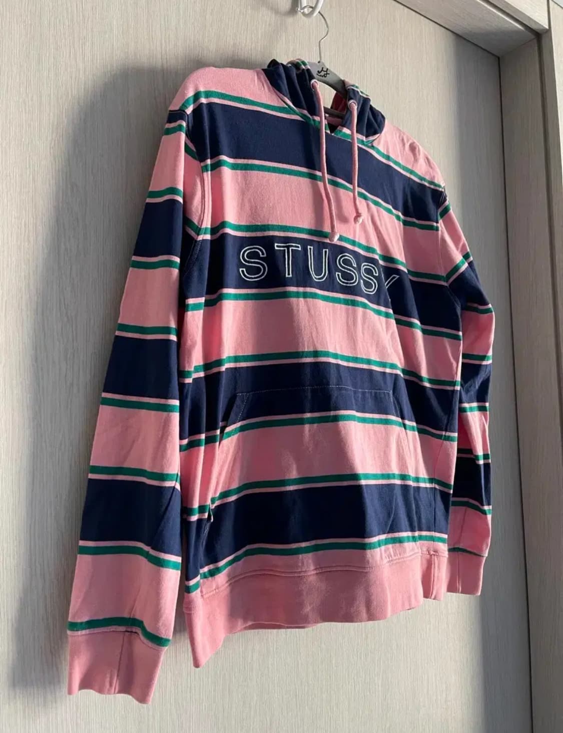 스투시 핑크/네이비 스트라이프 후드티 상품이미지2