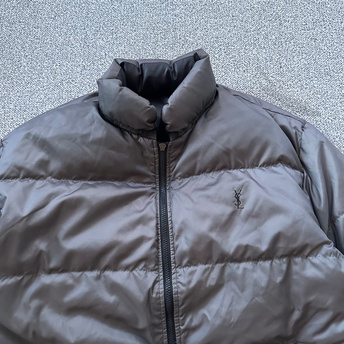 입생로랑 블랙/그레이 양면 패딩 상품이미지4