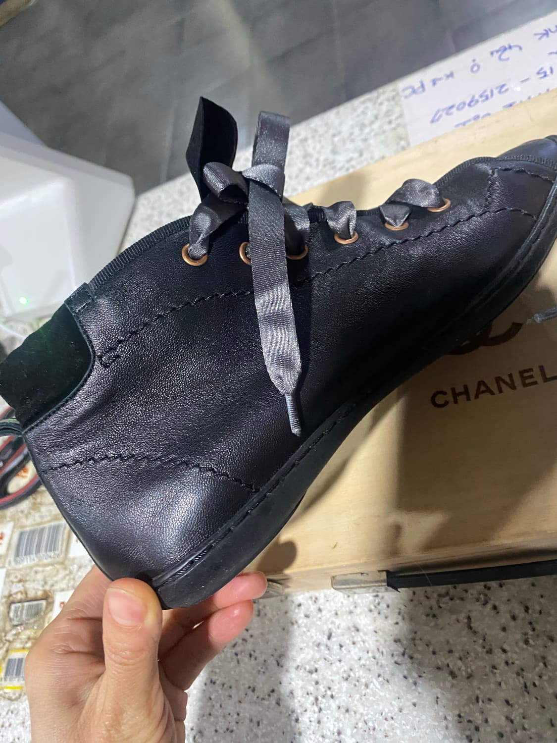 레페토 블랙 가죽 하이탑 스니커즈 38 상품이미지5