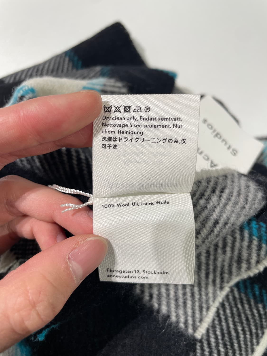 아크네 스튜디오 캐시어 체크 울 라지 머플러 상품이미지5