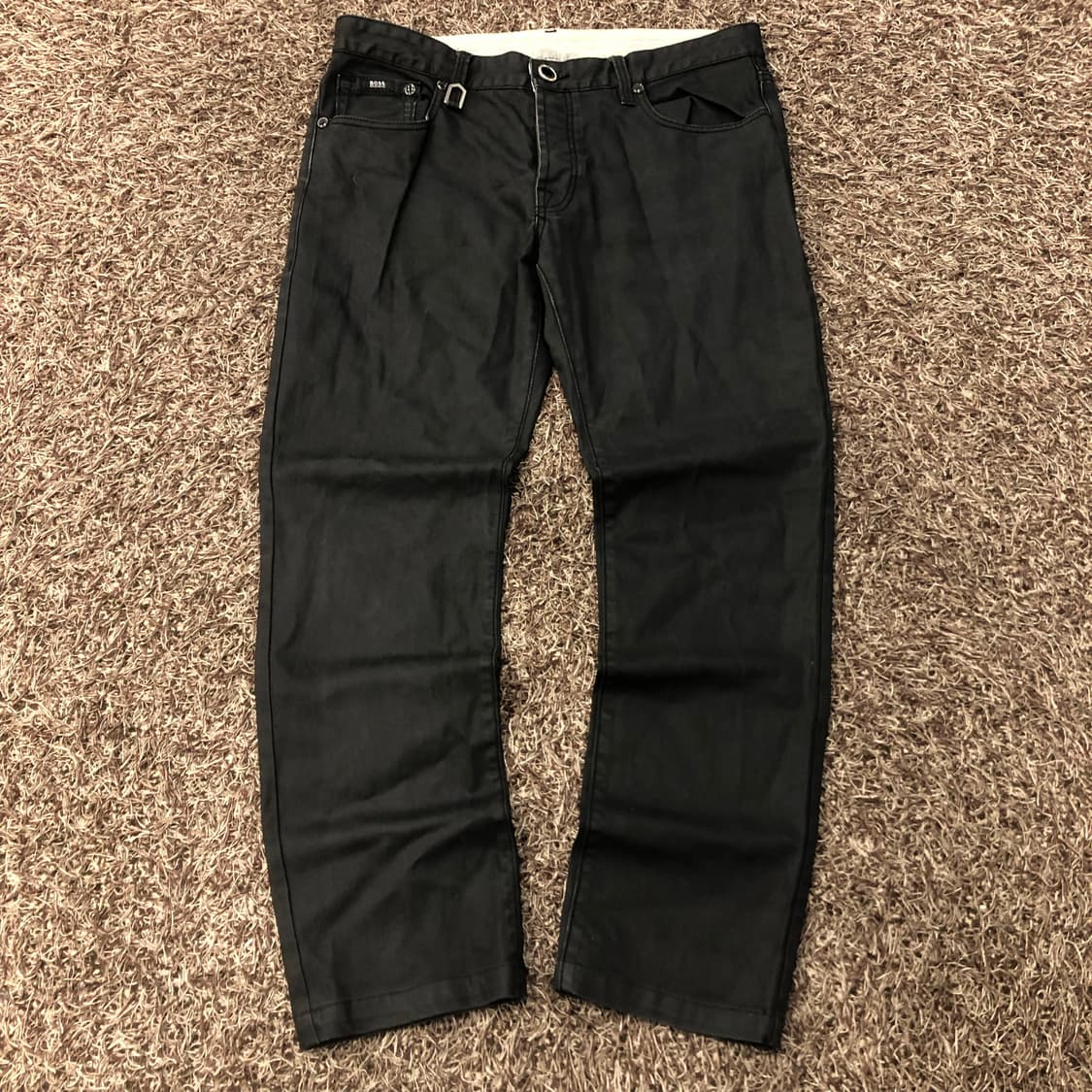 36 휴고 보스 블랙 코팅진 데님 팬츠 상품이미지1