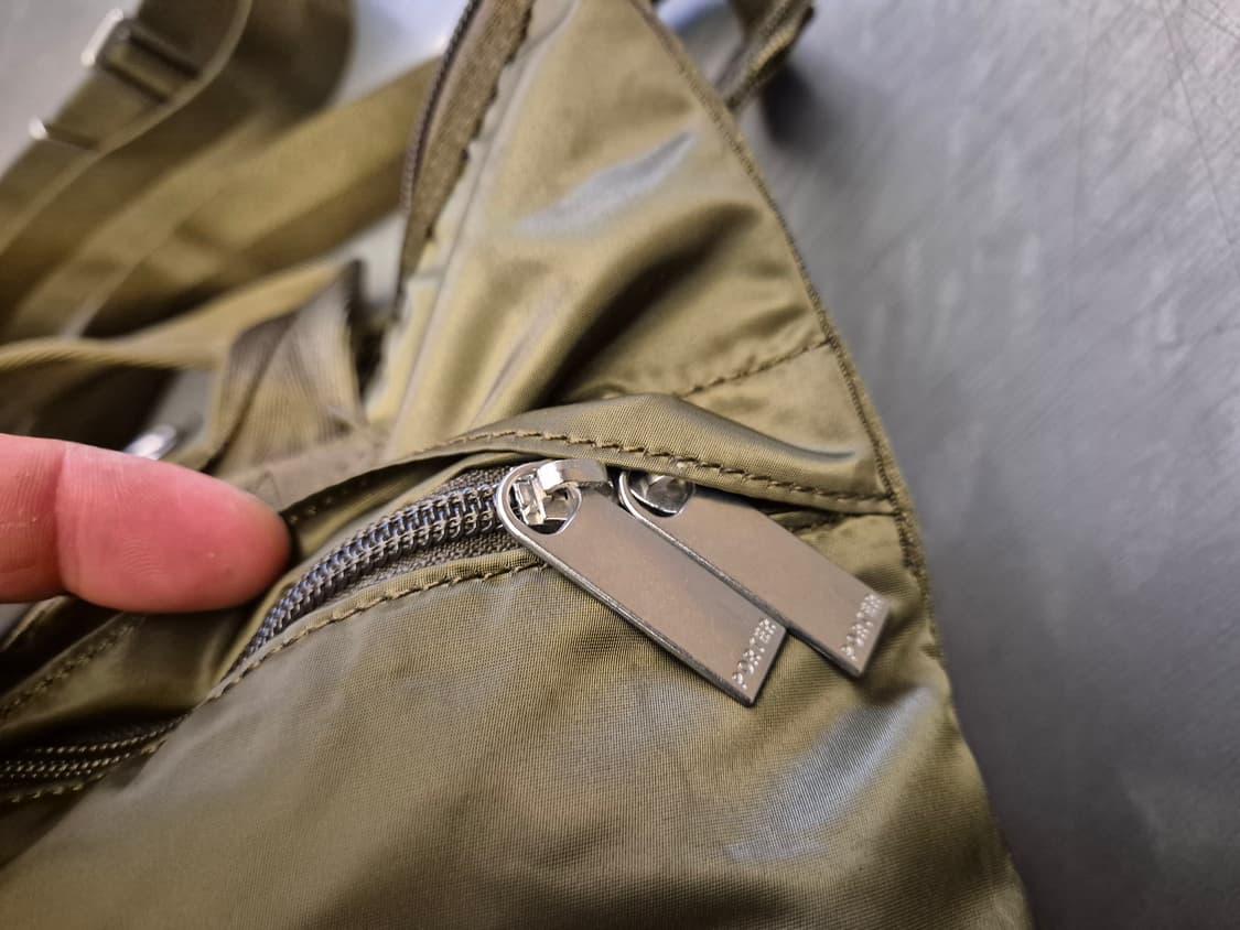 요시다포터 프레임 투웨이 헬멧 백 상품이미지6