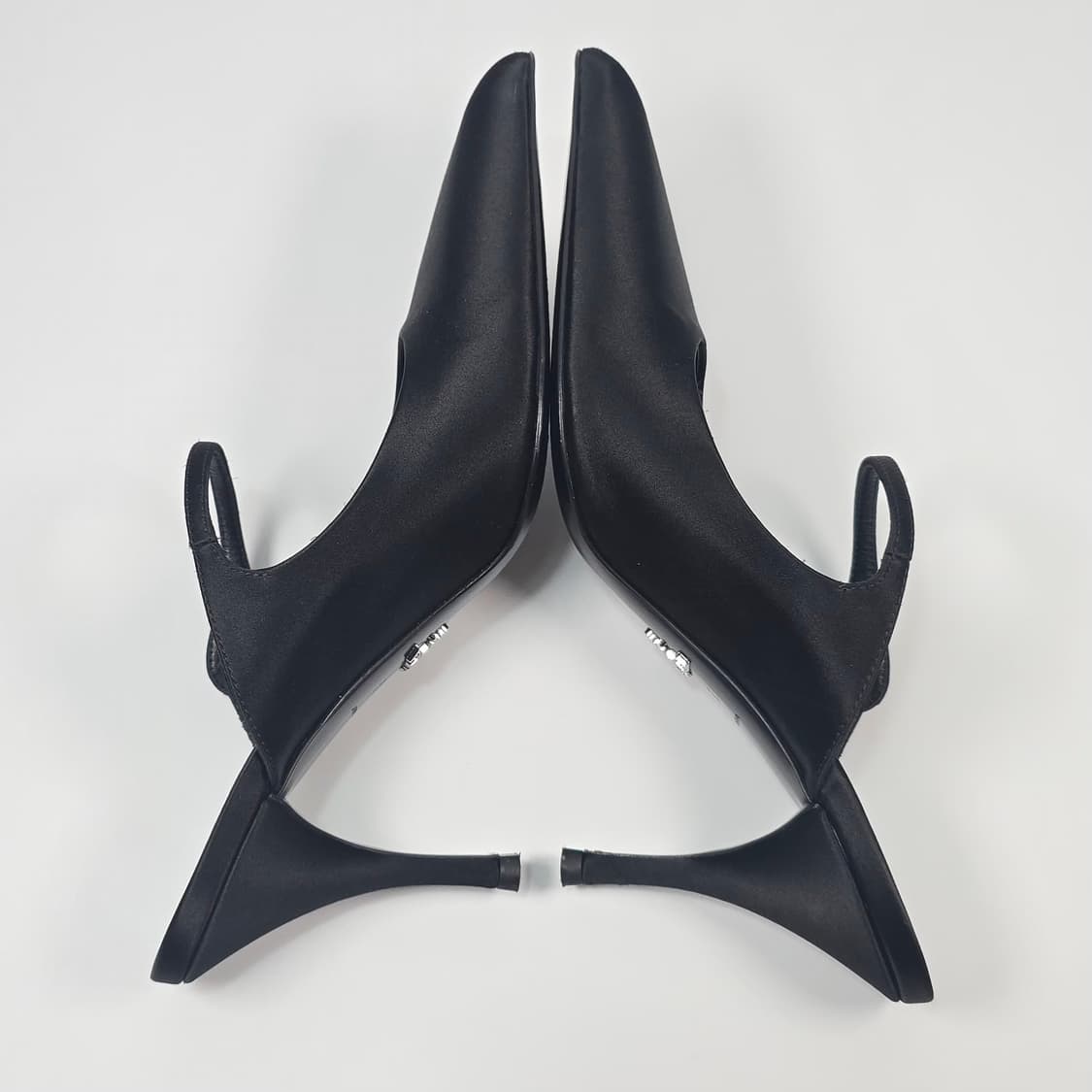 프라다 새틴 하이힐 뮬 슬링백 펌프스 ( 225 ) 상품이미지5