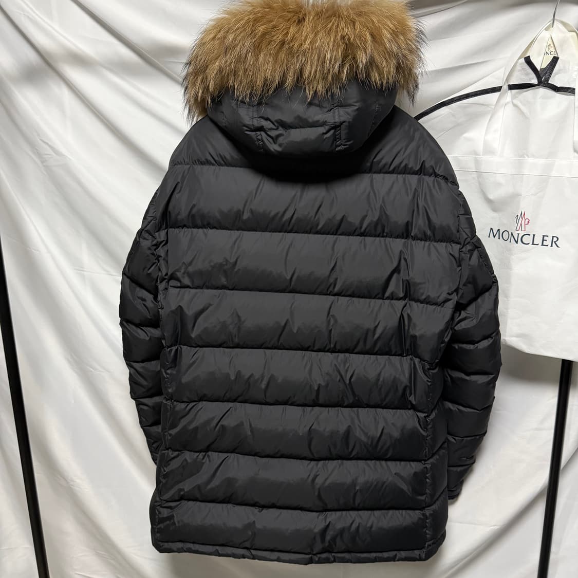 [S+급/5] 몽클레어 클루니 패딩 블랙 풀구성 상품이미지5