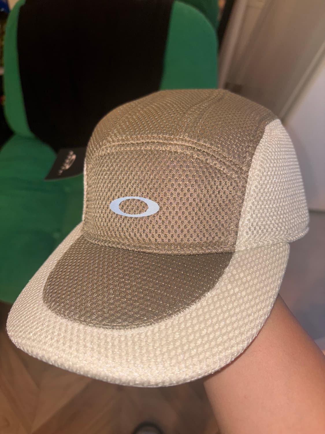 오클리 OAKLEY pursuit ultra cap beige 상품이미지3