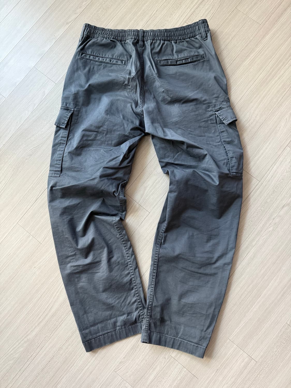 유니클로 카고팬츠 그레이 상품이미지2