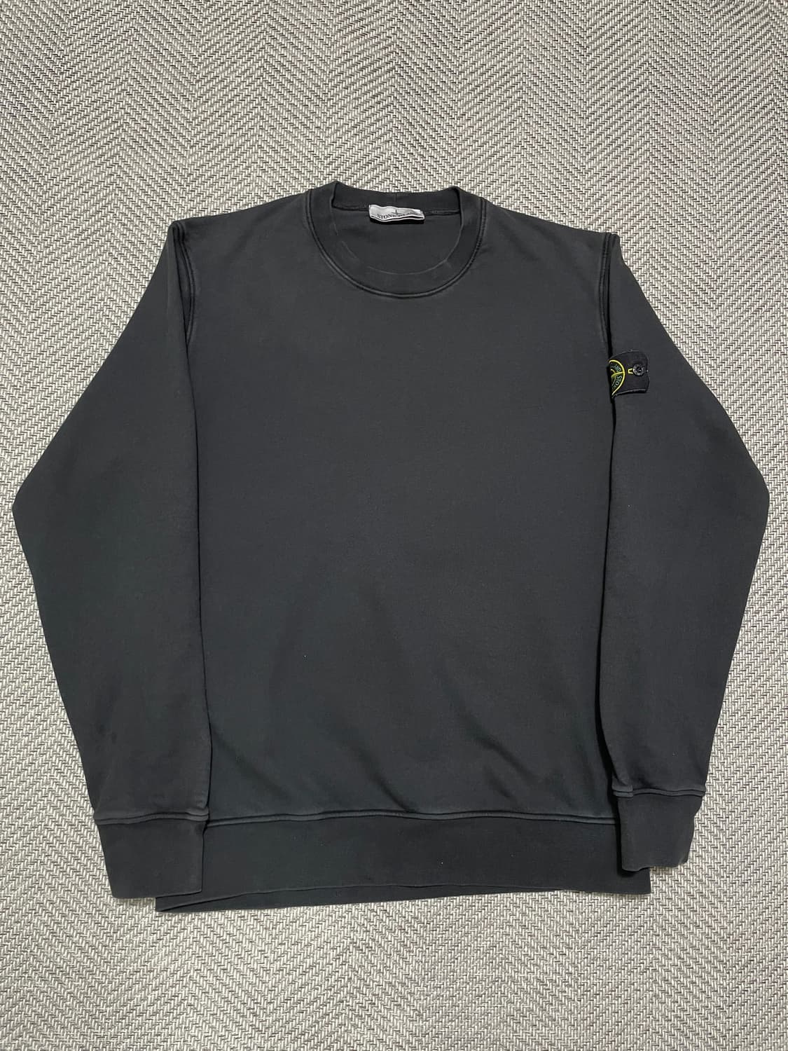 25FW스톤아일랜드 맨투맨 105-XL블랙 상품이미지1