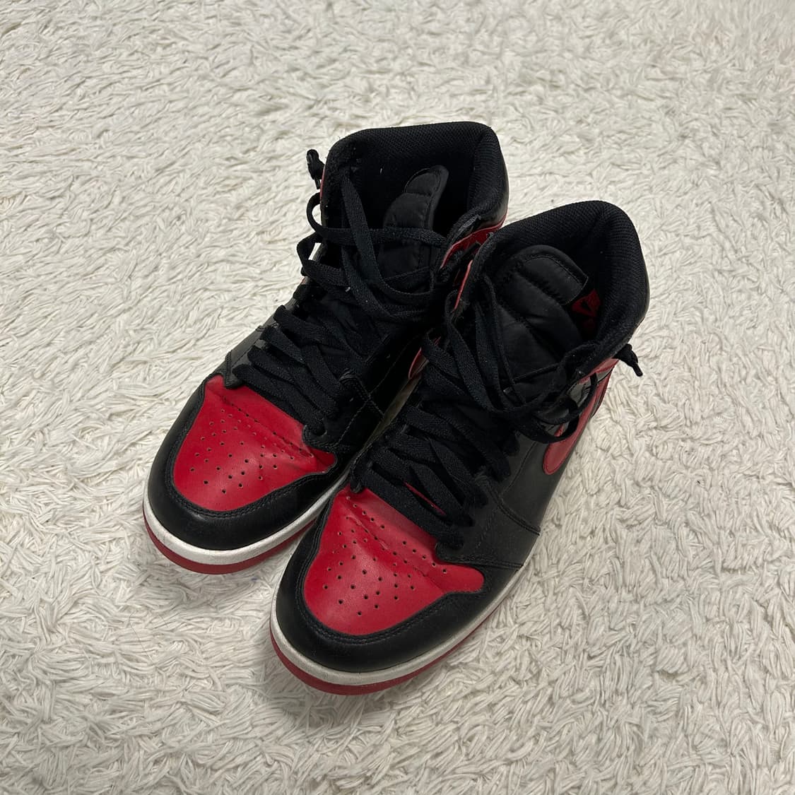Nike Air Jordan Bred 상품이미지1