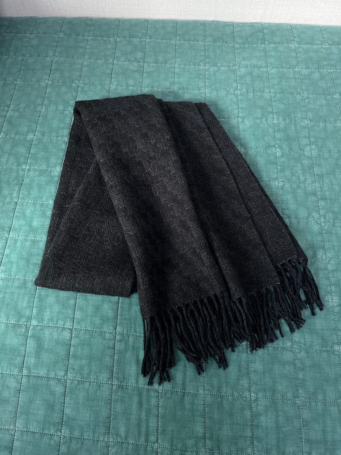 피에르 가르뎅 머플러 차콜 상품이미지1