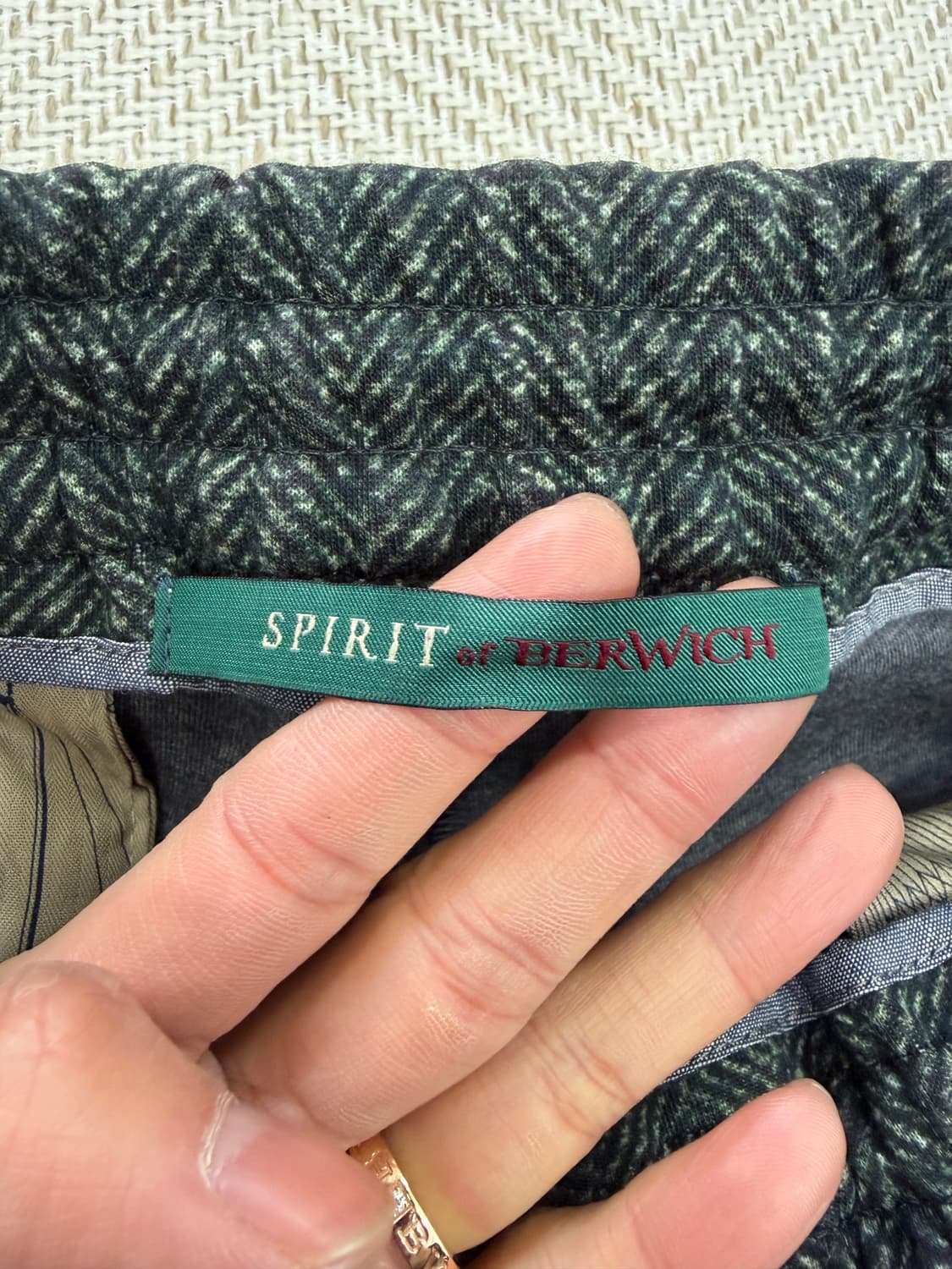 정품) 베르위치 이태리 남성 헤링본 밴딩팬츠 82 상품이미지5