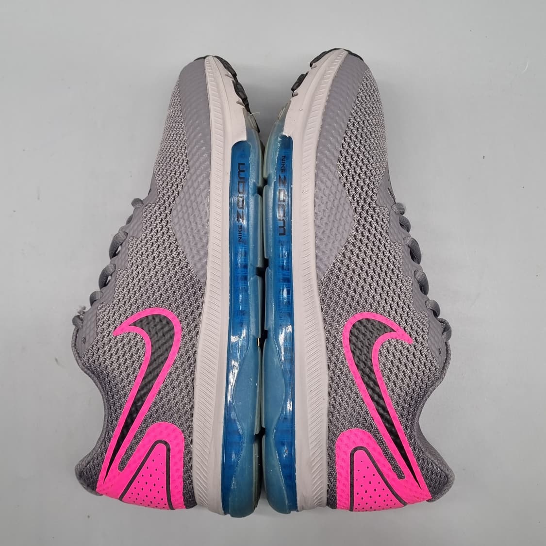 나이키 줌 올아웃 로우2 여성운동화235  상품이미지4