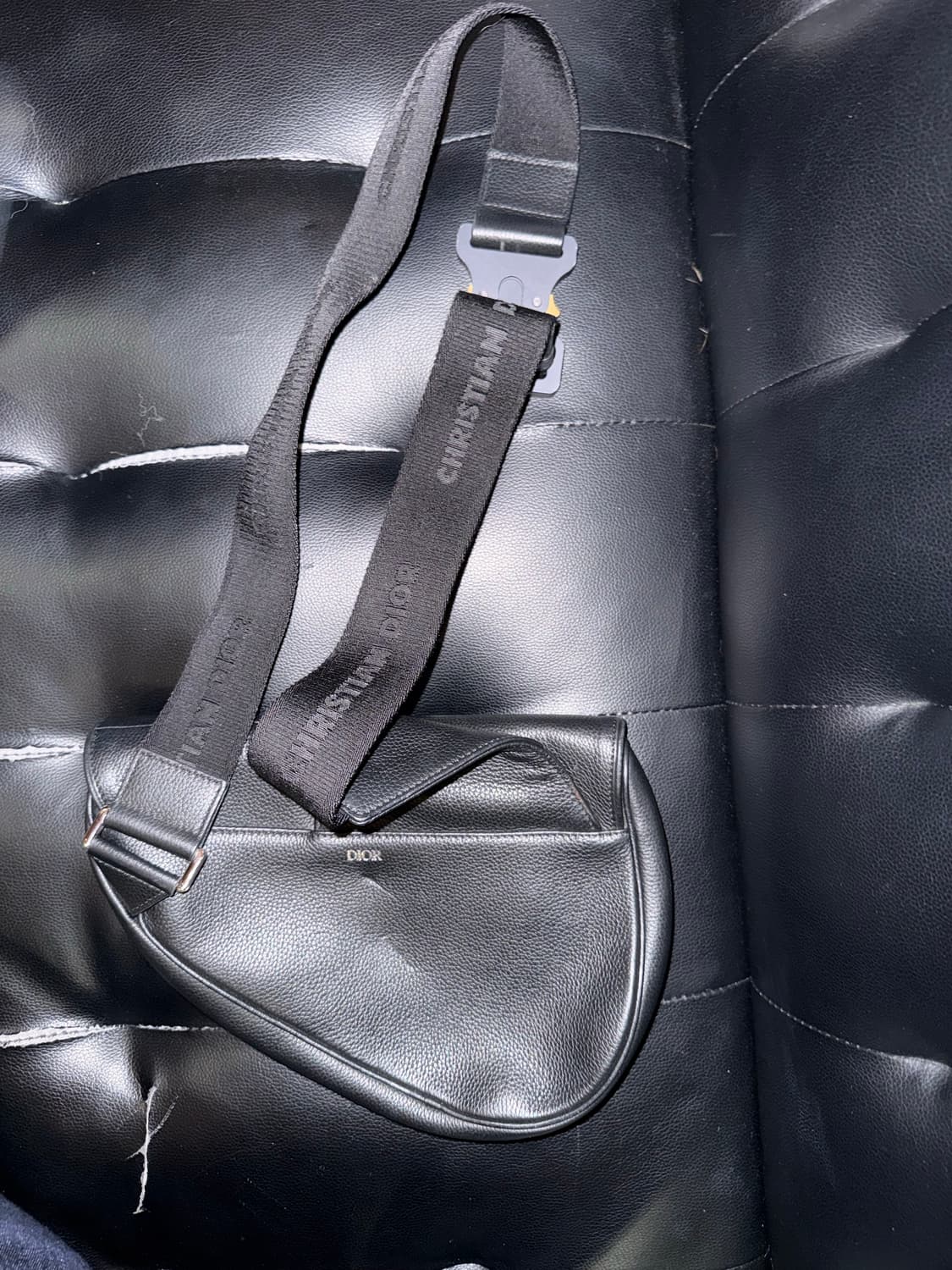 디올 남성 새들백 블랙 상품이미지1