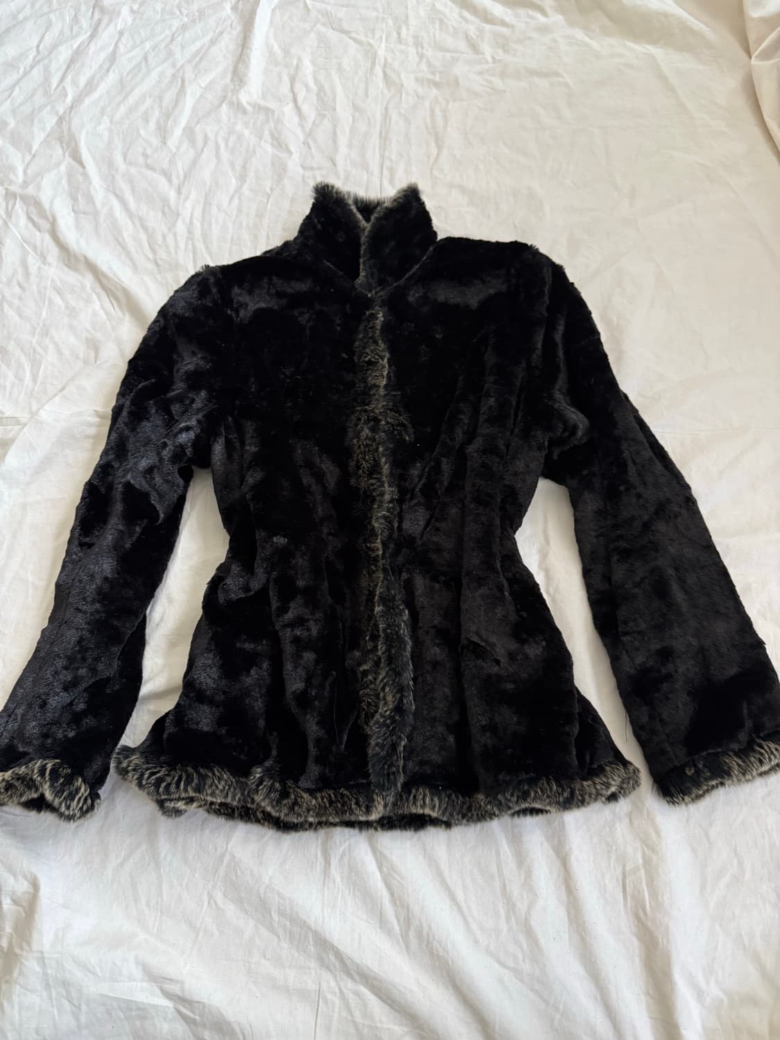 블랙 리버시블 퍼 자켓 상품이미지1