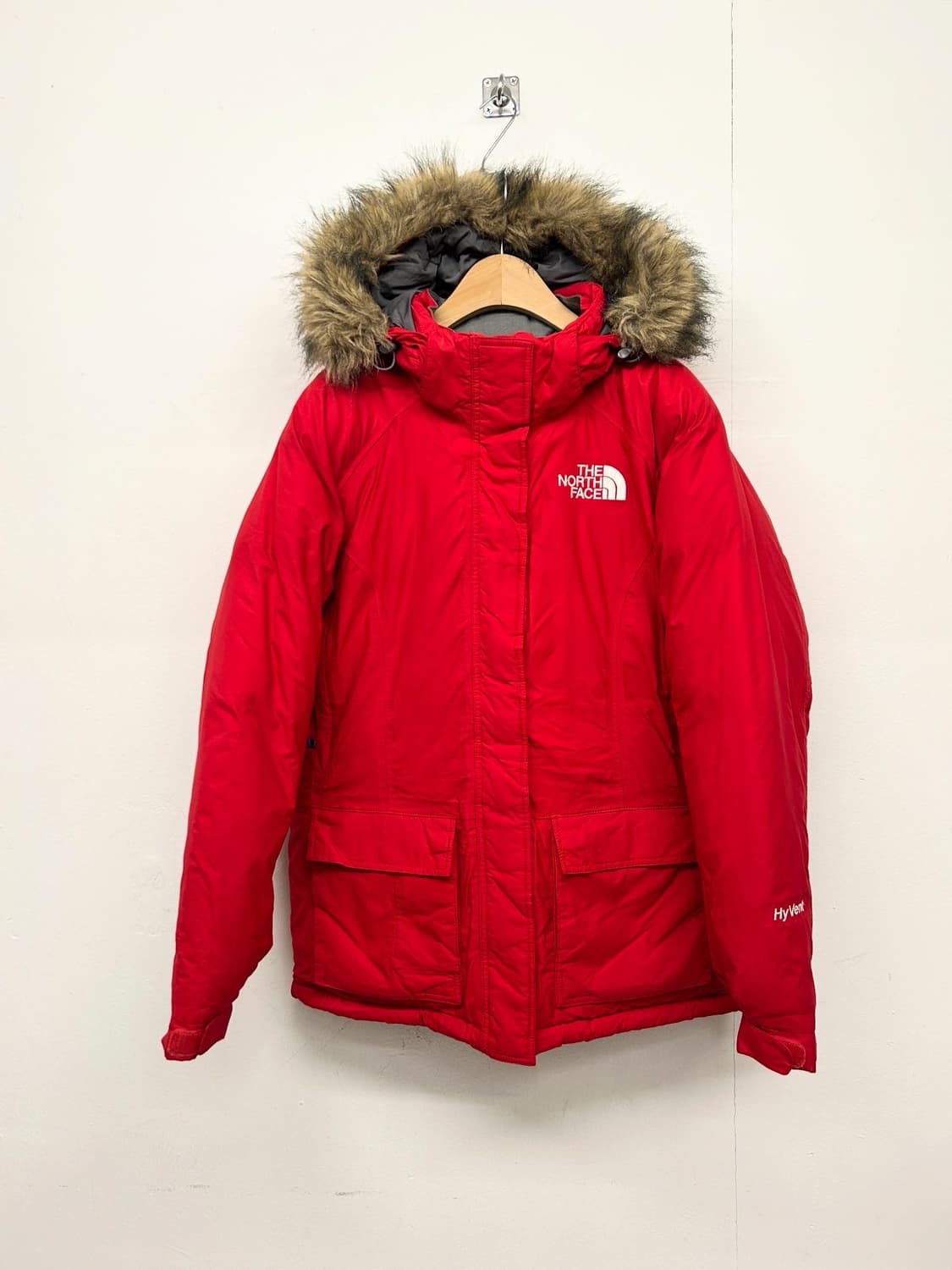 노스페이스 빨간색 후드 패딩 HyVent 상품이미지1