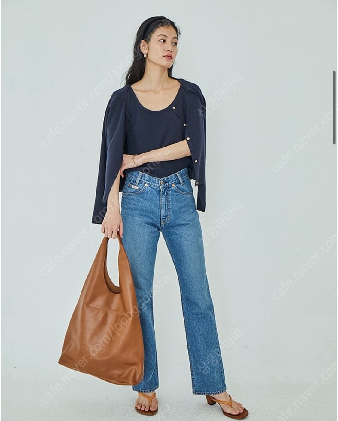 얼바닉30 가죽(카멜,블랙) 호보백 상품이미지3