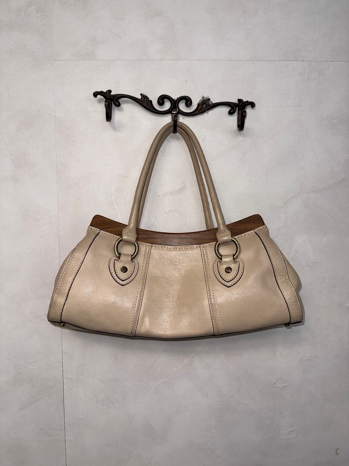 Pierre Cardin ivory wood shoulder bag 상품이미지1